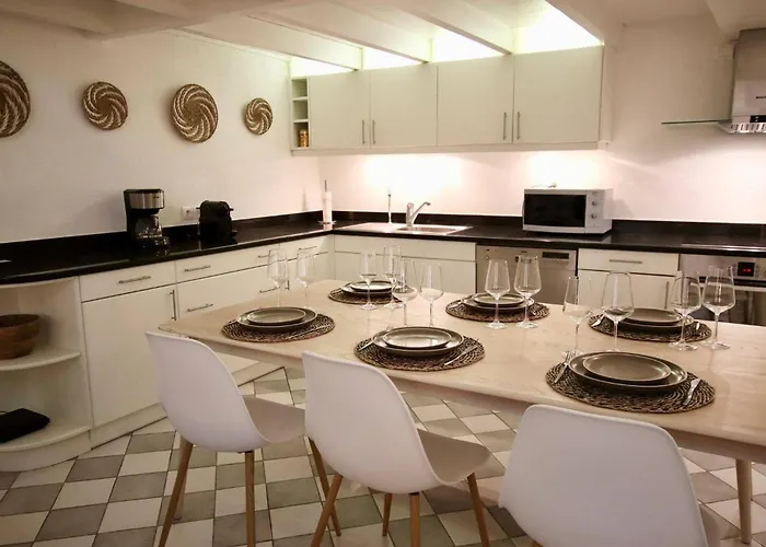 Au Sein De La Vieille Apartamento *